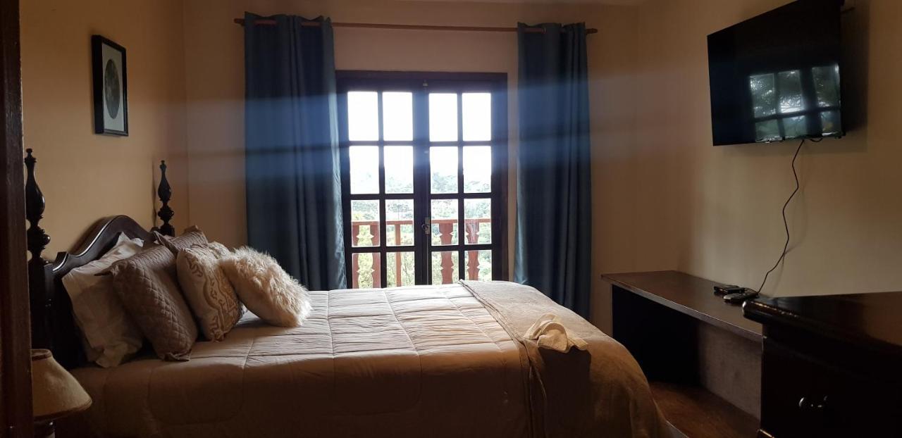 Campos do JordãoZanzarini House别墅 外观 照片